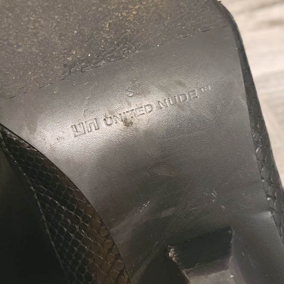 Unique Asymmetric United Nude Leather Heel Ankle Boots - Picture 14 of 14